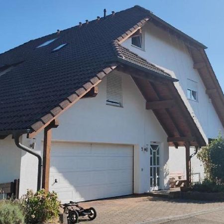 Einzimmerwohnung Mit Parkplatz Ohne Kueche Bischweier Ngoại thất bức ảnh
